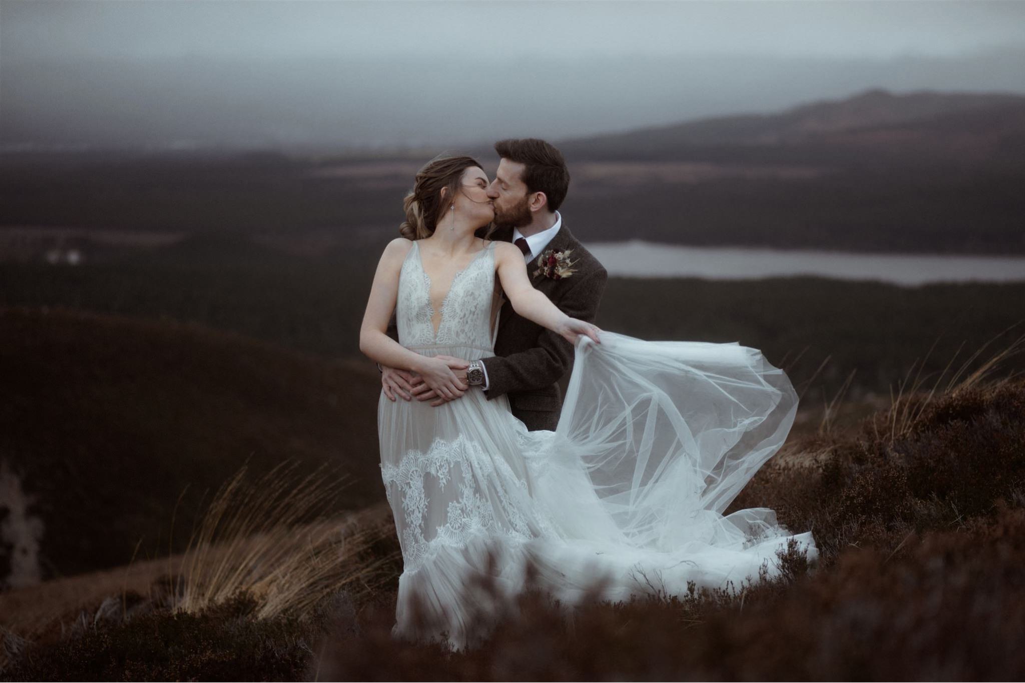 Moonlit Garden Wedding desktop preview